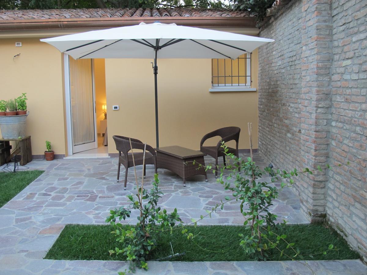 Studio 27 Ferrara Bagian luar foto